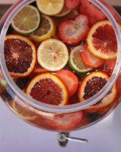 batch sangria recipe- how to make sangria for a crowd