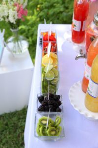 batch sangria recipe- how to make sangria for a crowd