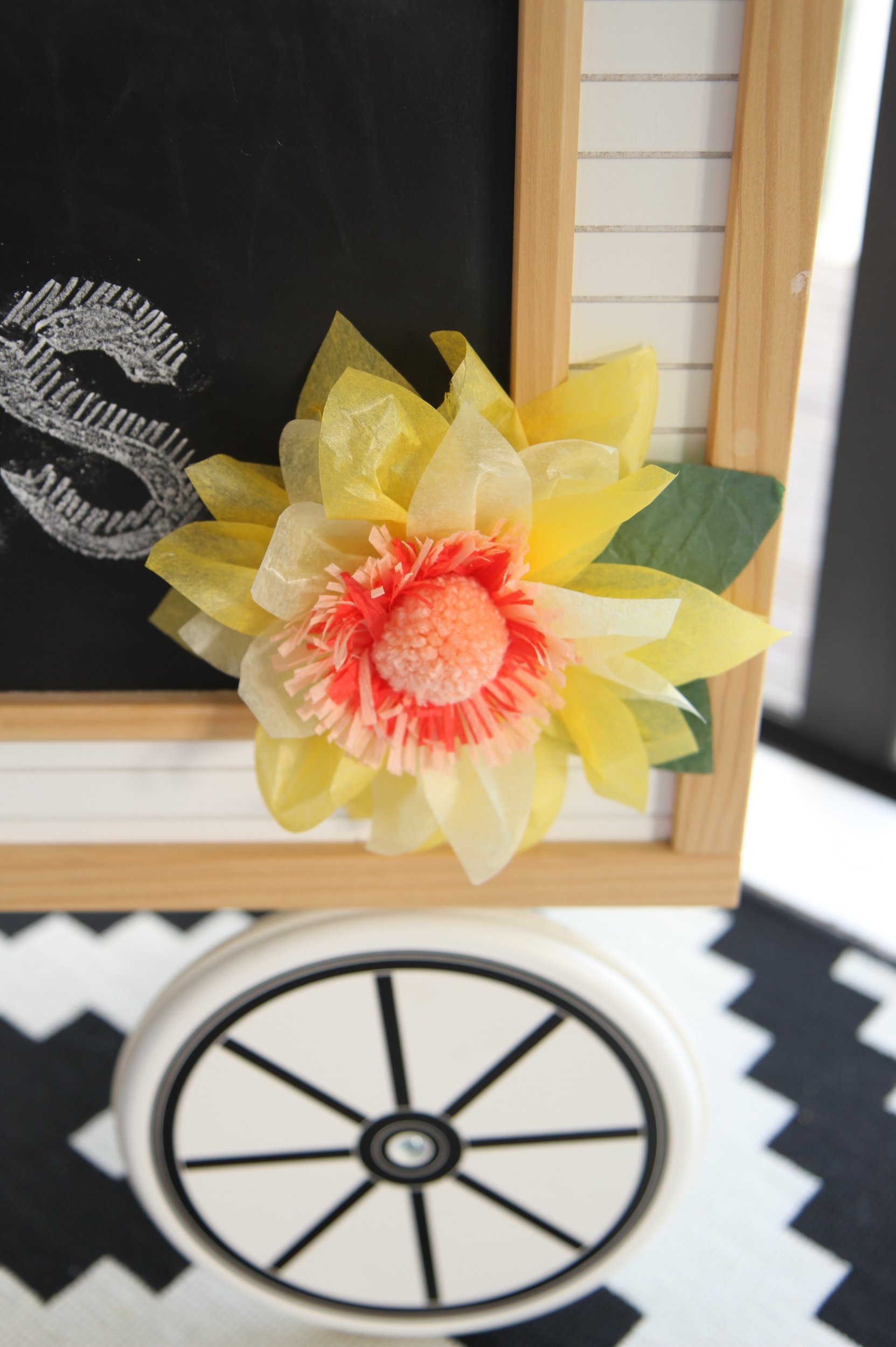 kid's birthday party paper flower bar