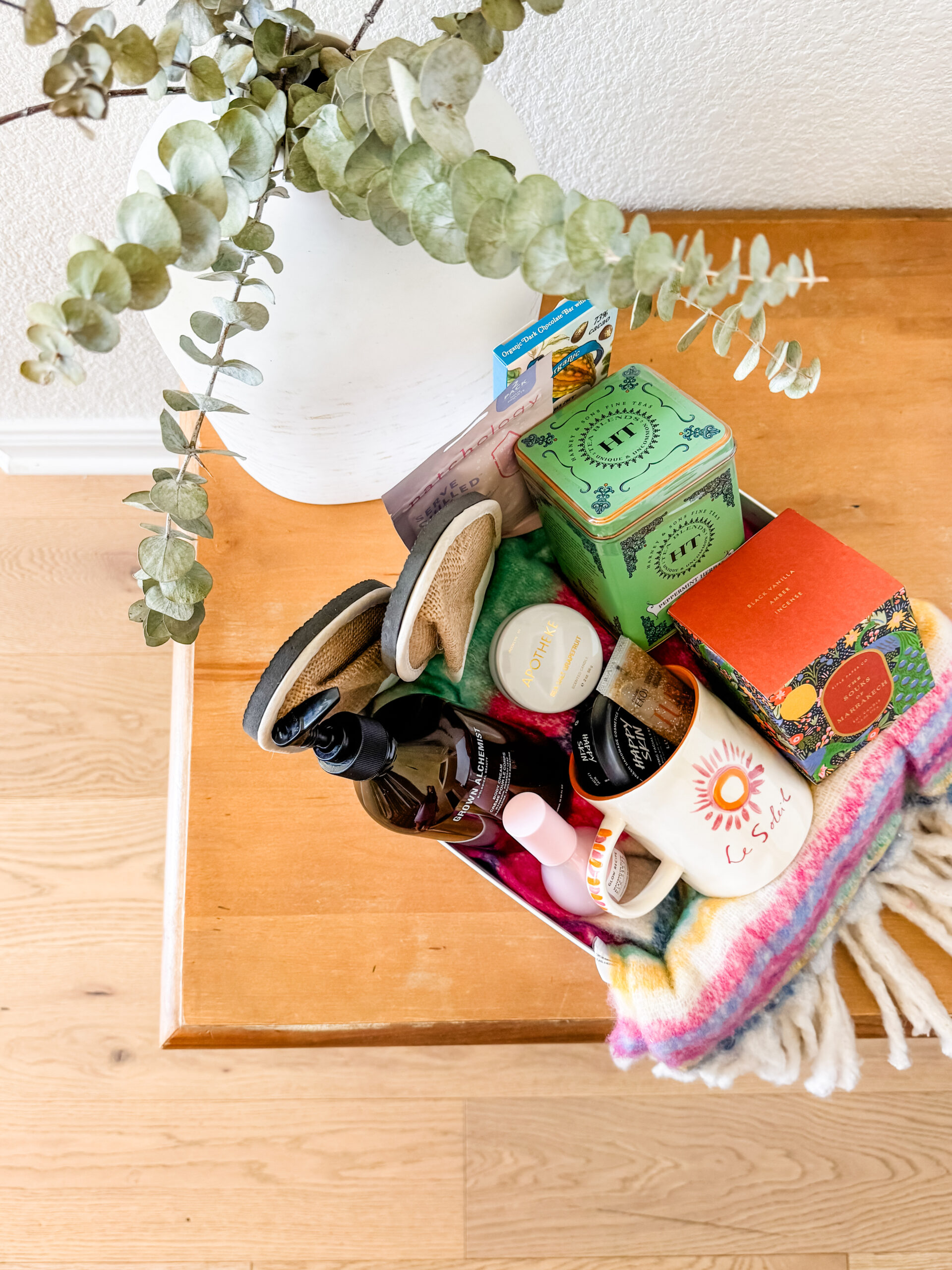 DIY cozy and relaxing gift basket ideas