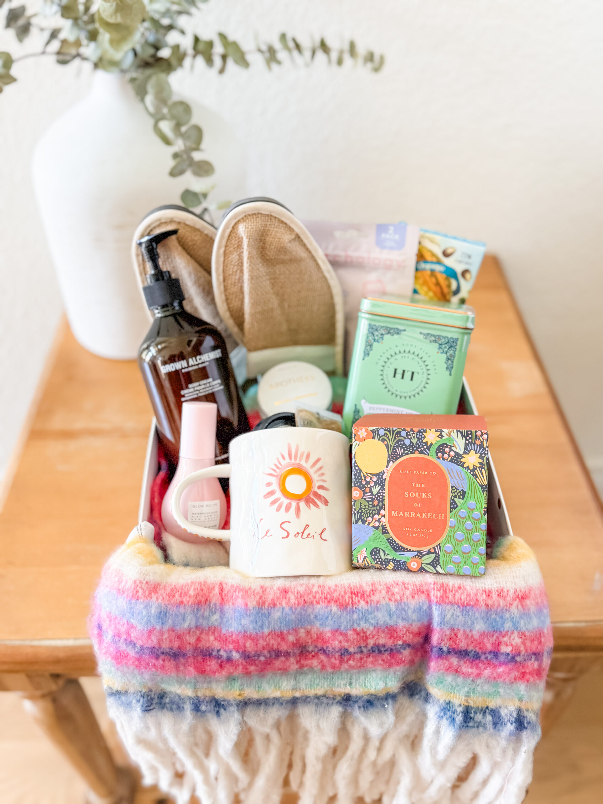DIY cozy and relaxing gift basket ideas
